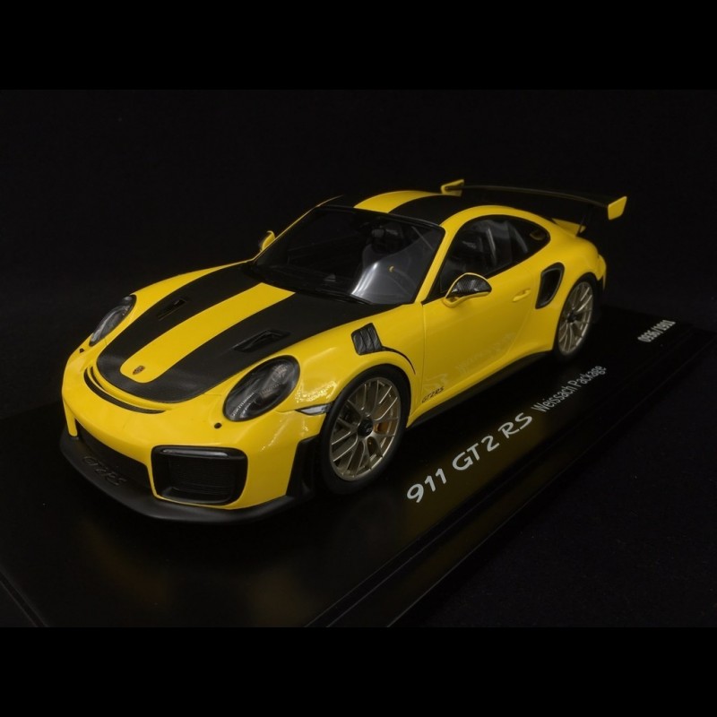 Copy no. 992 / 1911 Porsche 911 GT2 RS type 991 Weissach Package yellow /  black 1/18 Spark WAP0211520J
