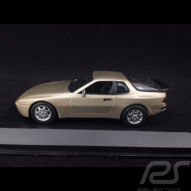 Porsche 944 S2 1989 beige 1/43 Minichamps 940062220