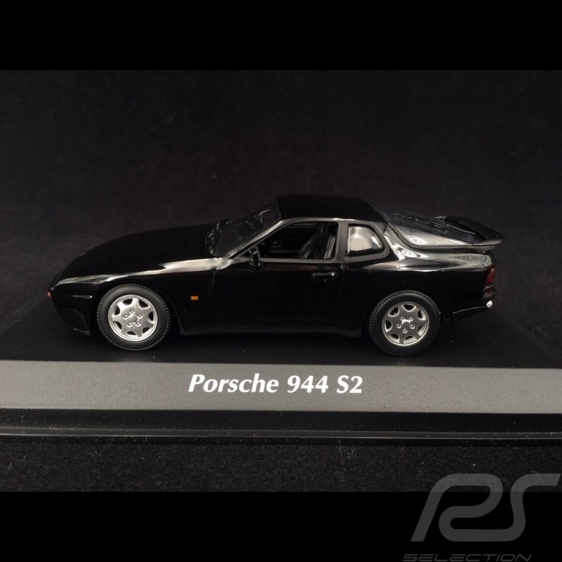 Porsche 944 S2 1989 noir 1/43 Minichamps 940062221