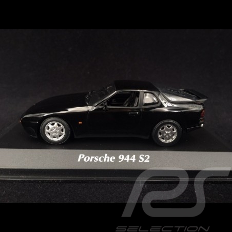 Porsche 944 S2 1989 schwarz 1/43 Minichamps 940062221