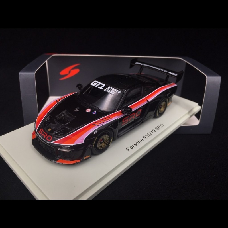 2019 Porsche 935 Salzburg Red Spare Package - Download Free 3D model by Ddiaz De
