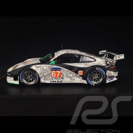 Porsche 911 GT3 RSR 997 IMSA n° 67 24H Le Mans 2014 34ème 1/18 blanc/noir SPARK 18S149