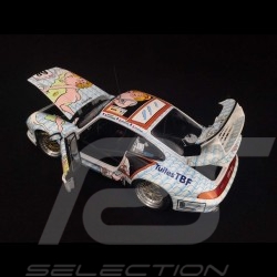 Porsche 911 type 993 GT2 Le Mans 1998 n° 68 Wolinski nackte Frau 1/18 UT Models 39831