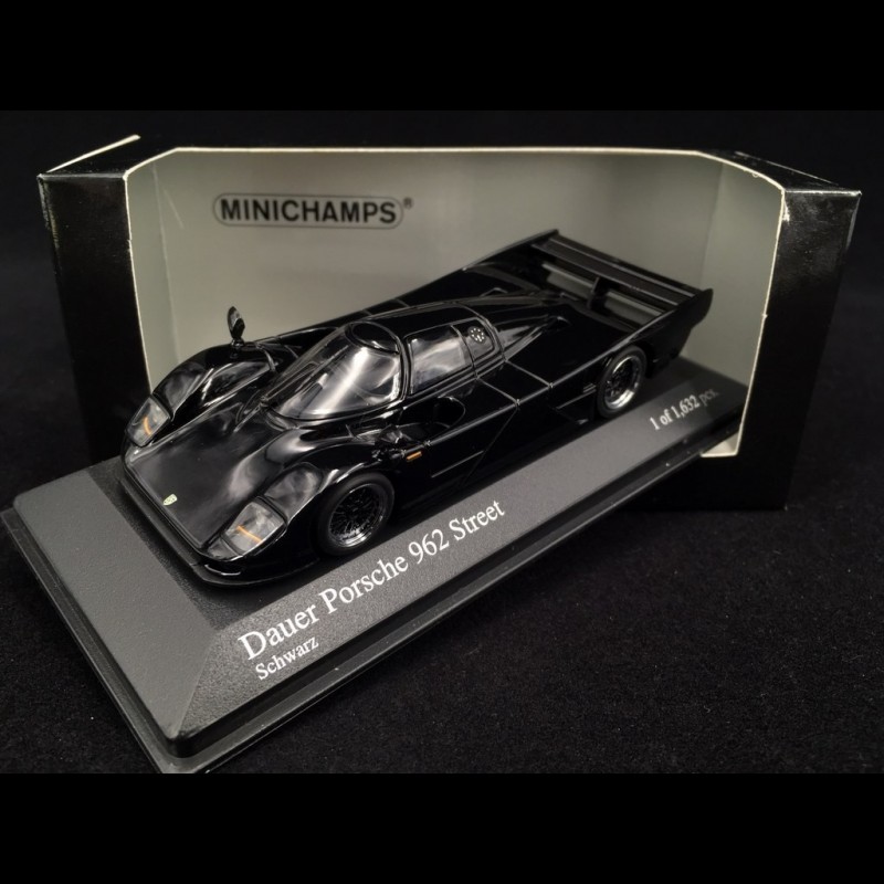 Porsche Dauer 962 street version black 1/43 Minichamps 430064002