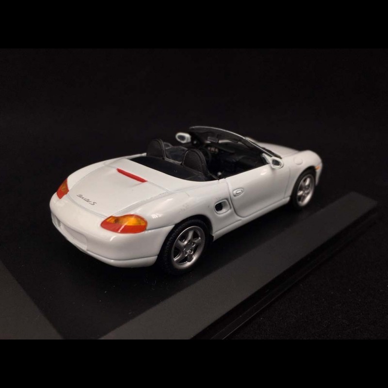 Porsche Boxster S type 986 2000 White 1/43 Minichamps WAP02006299