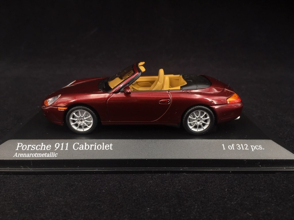 Porsche 996 Carrera Cabriolet 1998 Arena Rot 1 43 Minichamps Selection Rs