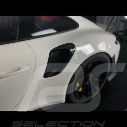 Porsche 911 GT2 RS type 991.2 2018 White 1/8 Minichamps 800620000