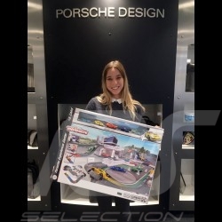 Garage Porsche Experience Center avec 5 miniatures Porsche Majorette 212050029