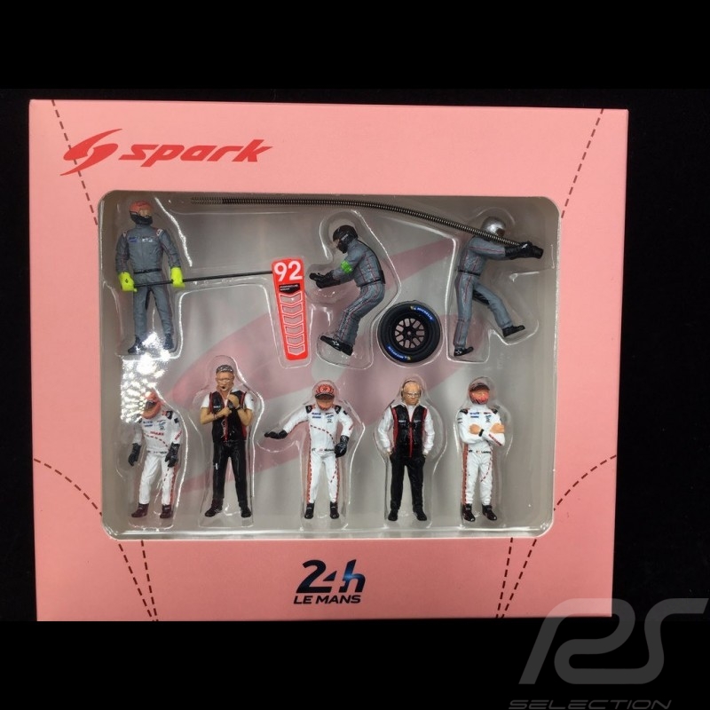 Diorama figurines set Le Mans 2018 Porsche Pink pig 1/43 Spark 43AC013