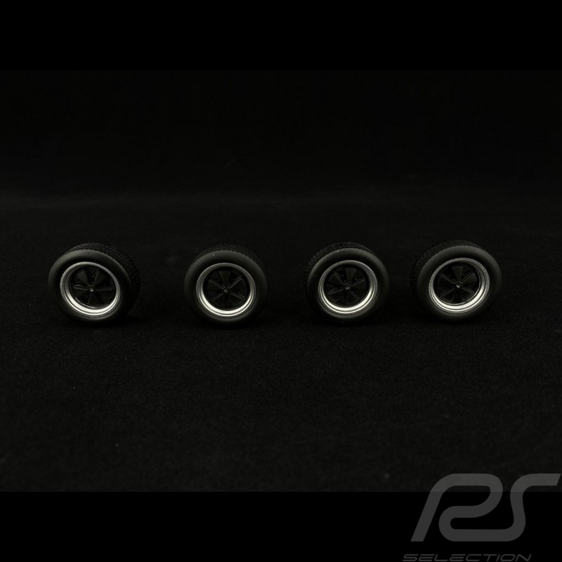 Set de 4 Roues Jantes Fuchs Noir 1/18 wheels  with Fuchs rims Fuchs Felgen und Reifen KK Scale KKDCACC003