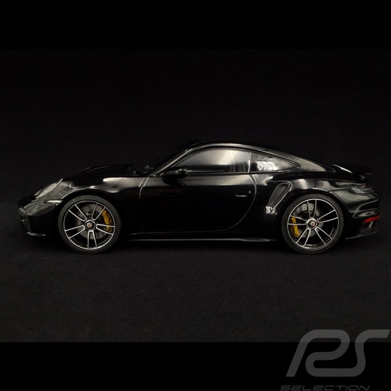 Porsche 911 Turbo S type 992 Tiefschwarzmetallic 2020 1/18 Minichamps WAP02117B0L002