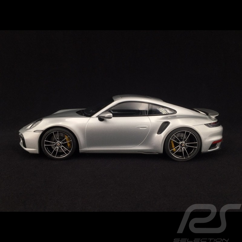 Porsche 911 Turbo S type 992 GT Silber Grau Metallic 2020 1/18 Minichamps WAP02117A0L001