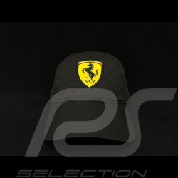 Casquette Ferrari emblème écusson rouge