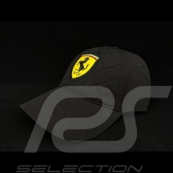Casquette Ferrari emblème écusson rouge