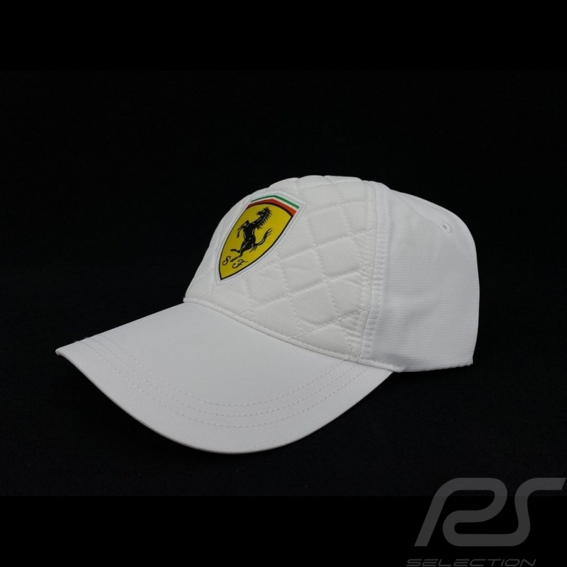 Ferrari cap gesteppt weiß