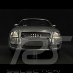 Audi TT Coupé 1998 grau 1/18 Minichamps 155017020