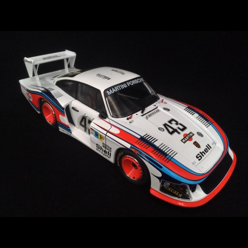 Porsche 935/78 n° 43 'Moby Dick' Martini Le Mans 1978 1/18 Solido S1805401