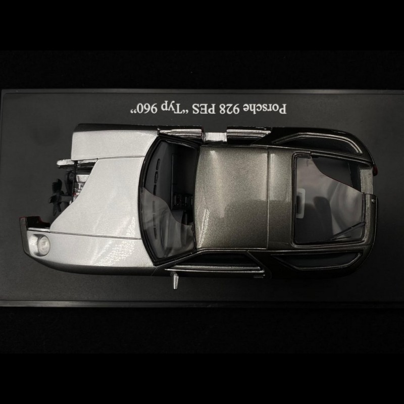 Autocult - 1:43 Livre de l'année 2020 avec Porsche 928 PES (allemand