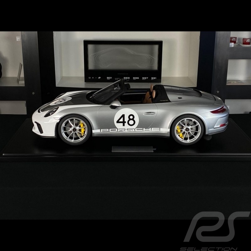 Porsche 911 Speedster type 991 2019  n° 48 Gris argenté GT 1/8 Minichamps 800655004