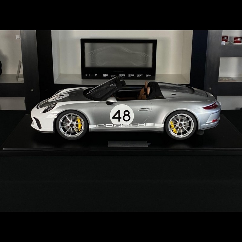 ミニカー 911 Speedster Heritage Design Package Porsche 911 Speedster type 991 2019 n° 48 GT Silver Metallic 1/8