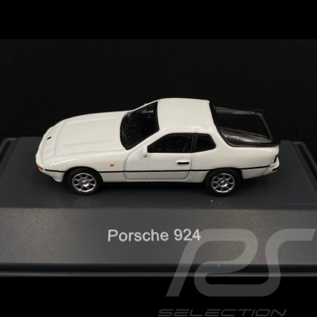Porsche 924 white 1/87 Schuco 452629400