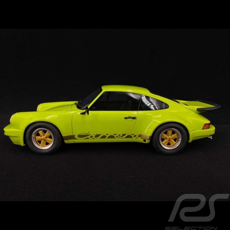 Porsche 911 Carrera RS 3.0 Licht grün 1974 1/18 GT Spirit GT822