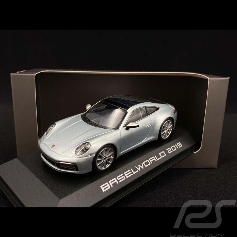 Porsche 911 Carrera S type 992 Baselworld 2019 gris dolomite silver dolomitsilber 1/43 Minichamps 4046901233648