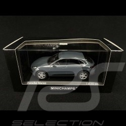 Porsche Macan Bleu graphite métallisé 2013 1/43 Minichamps 410062602