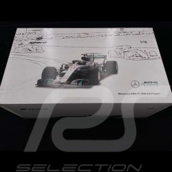 Mercedes Benz AMG Petronas F1 n° 77 Vainqueur GP Russie 2017 1/18 Spark 18S301