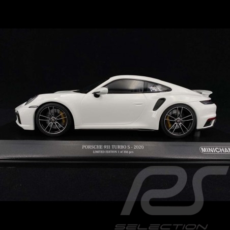 Porsche 911 Turbo S type 992 2020 white 1/18 Minichamps 153069078