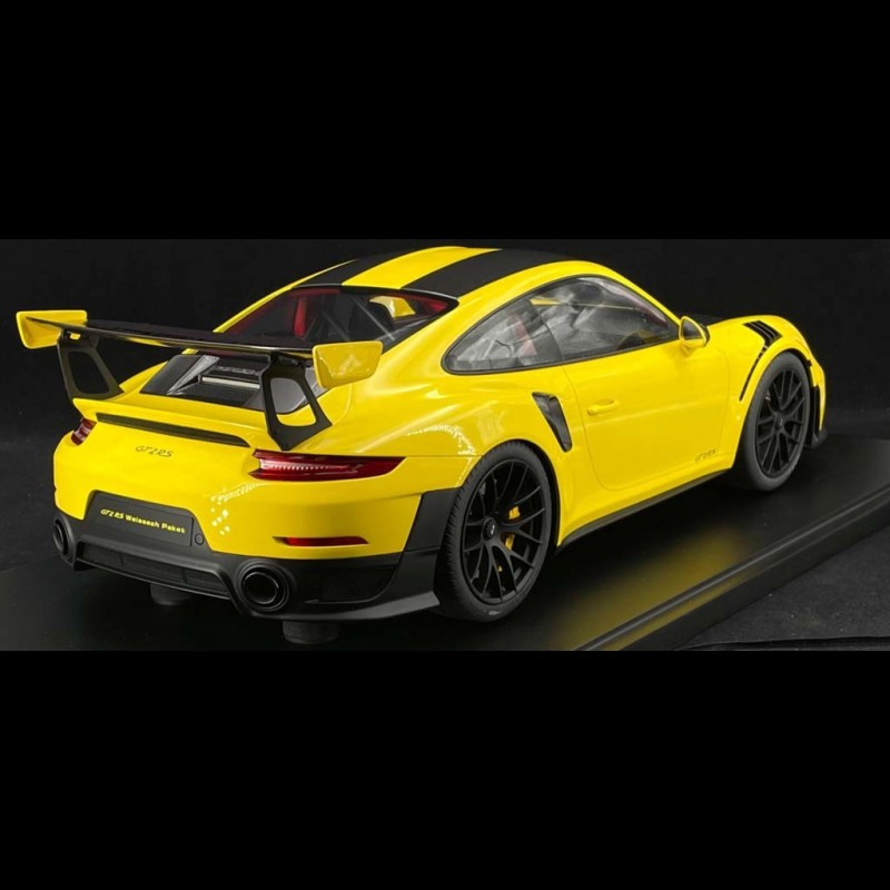 Minichamps 1/18 &ndash; Porsche 911 GT2 RS Weissach 2018 Giallo &ndash; Modello Diecast Da Collezione