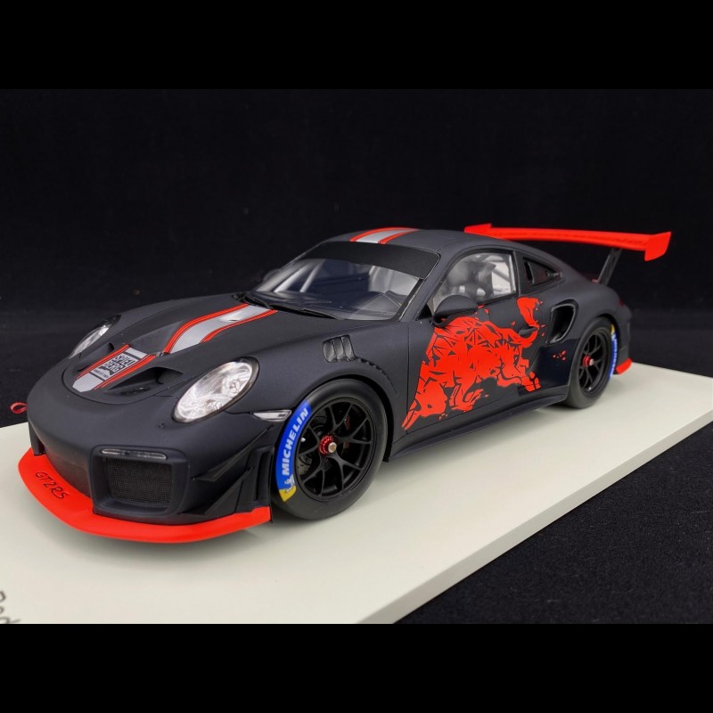 Porsche GT2 RS Clubsport Red Bull 2019 Schwarz Rot 1/18 Spark 18S514
