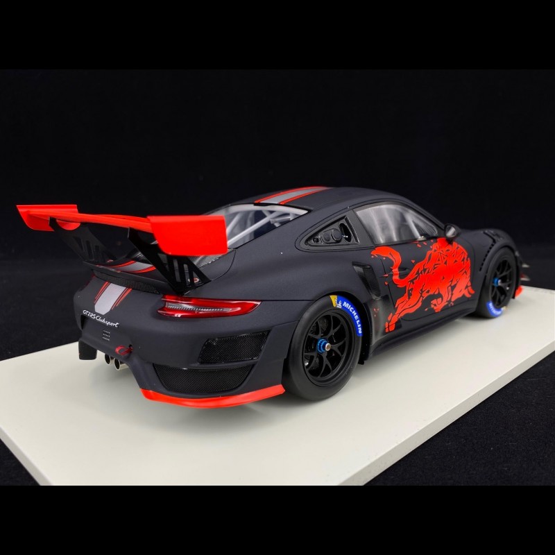 Porsche 911 GT2 RS Clubsport Type 991 Red Bull 2019 Black Red 1/18 Spark  18S514
