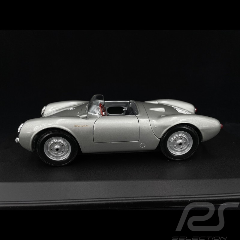 Porsche 550 A Spyder Silver 1/18 Diecast Model Car by Maisto
