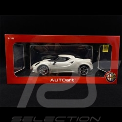 Alfa Romeo 4C 2013 Blanc Crème 1/18 AutoArt 70188
