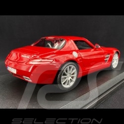 Mercedes-Benz SLS AMG Gullwing Red 1/18 Maisto M36196