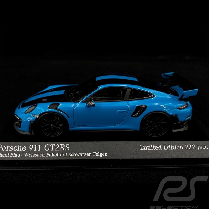 Porsche 911 GT2 RS Type 991 Weissach 2018 Blautuerkis Schwarz 1/43 Minichamps 413067231