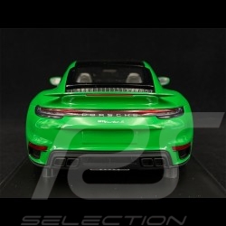 Porsche 911 Turbo S Type 992 2020 Python Green 1/18 Minichamps 153069077 - Limited Edition