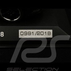 Copy n° 991 / 2018 Porsche 911 type 991 Turbo WEC 2018 Safety Car 1/43 Minichamps WAP0209270K