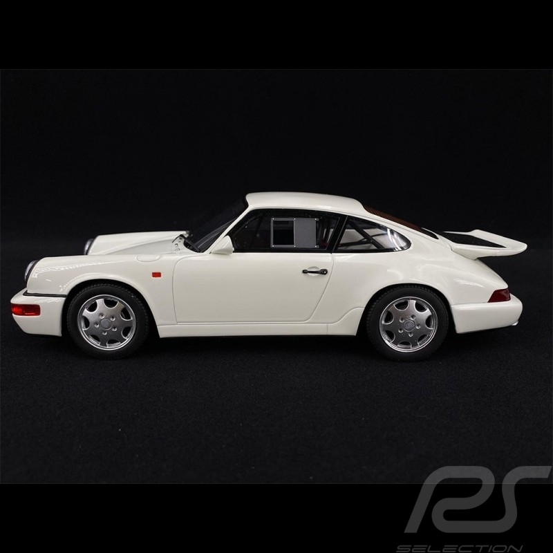 Porsche 911 Carrera 4 Lightweight Type 964 1991 Grand Prix White 1/18 GT Spirit GT319
