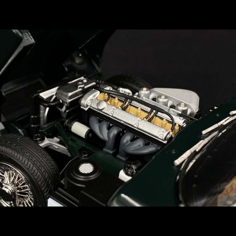 Jaguar E Type RHD 1961 British Racing Green 1/18 Kyosho KYO8954G0