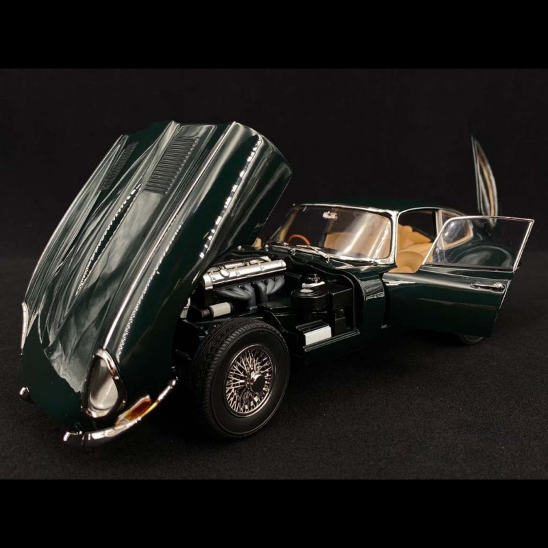 Jaguar E Type RHD 1961 British Racing Green 1/18 Kyosho KYO8954G0