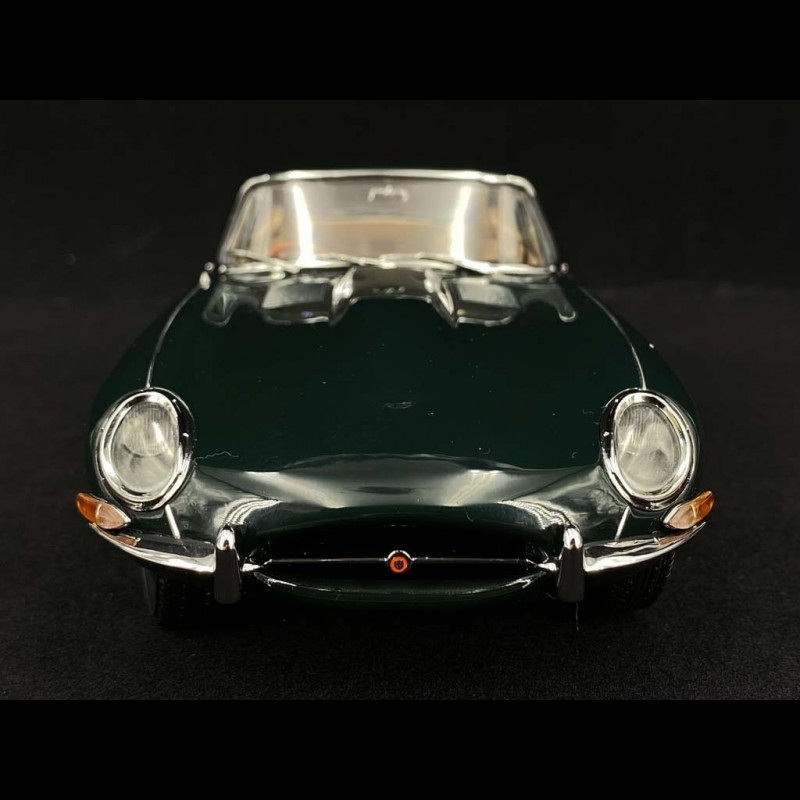 Jaguar E Type RHD 1961 British Racing Green 1/18 Kyosho KYO8954G0