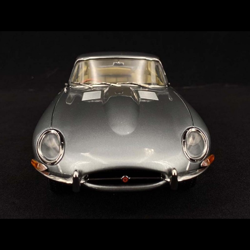Jaguar E Type RHD 1961 Grey Metallic 1/18 Kyosho KYO8954GM