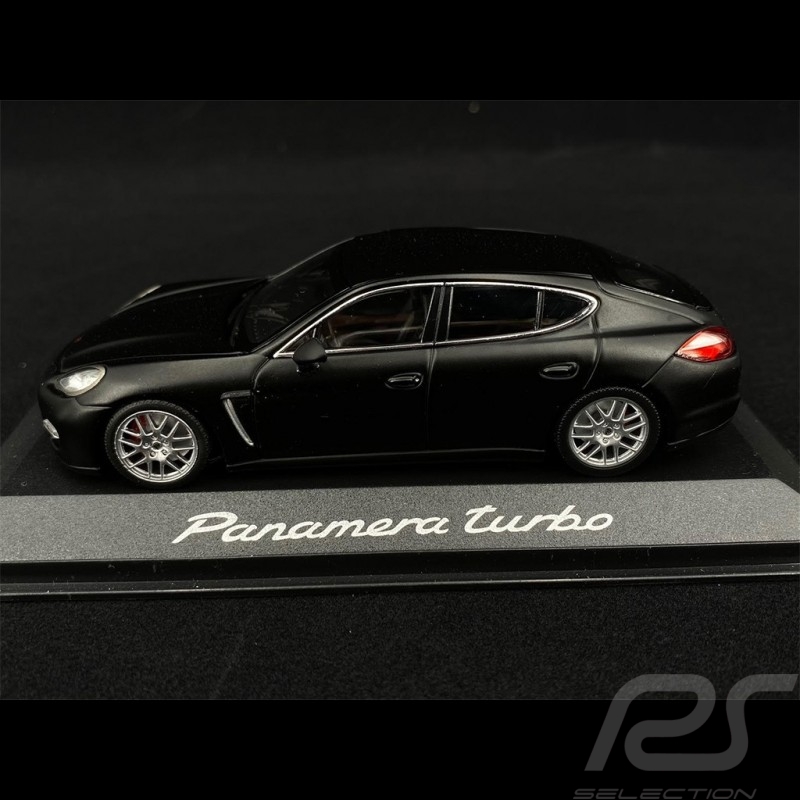Porsche Panamera Turbo 2009 Noir black schwarz Mat 1/43 Minichamps WAP0200270C