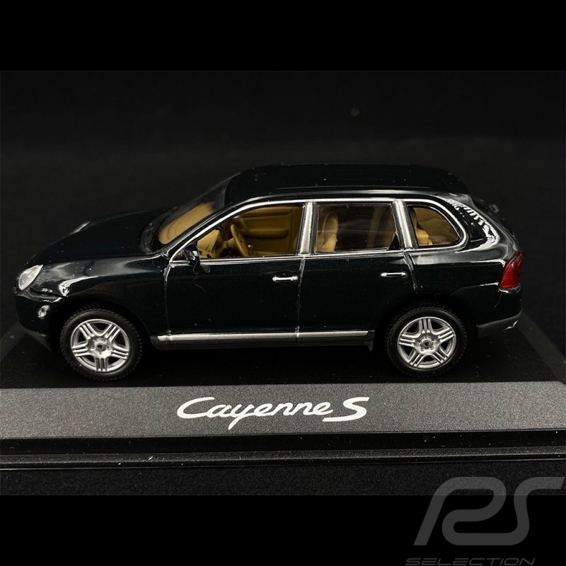Porsche Cayenne S Vert foncé métallisé Porsche Cayenne S Vert foncé métallisé