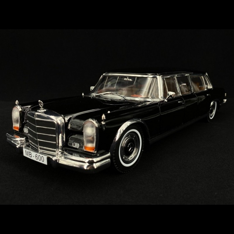 Mercedes-Benz 600 Pullman 1966 w100 Black 1/18 Sunstar SUN2209