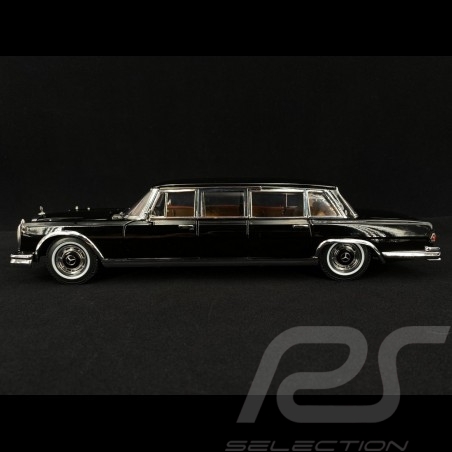 Mercedes-Benz 600 Pullman 1966 w100 Black 1/18 Sunstar SUN2209