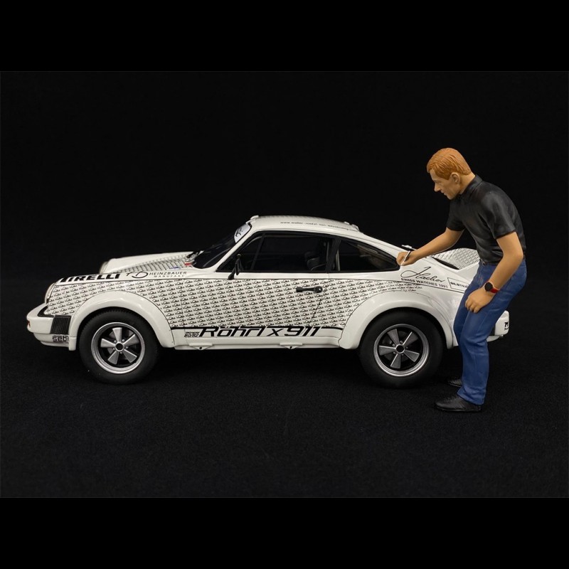 Porsche 911 Walter Röhrl x 911 Diez Classic with figurine 1/18