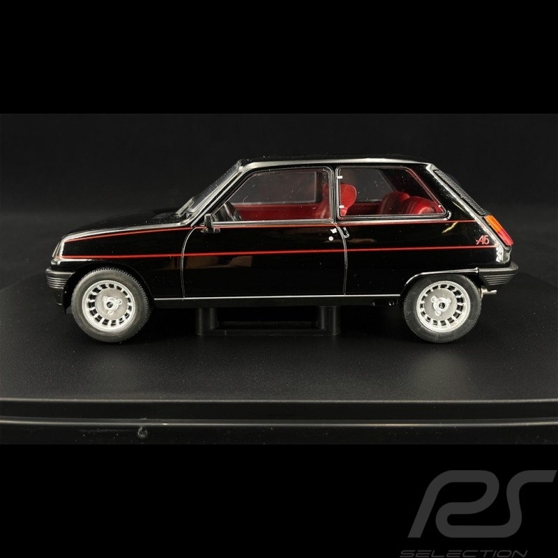 Renault 5 Alpine 1982 Schwarz 1/24 WhiteBox WB124057
